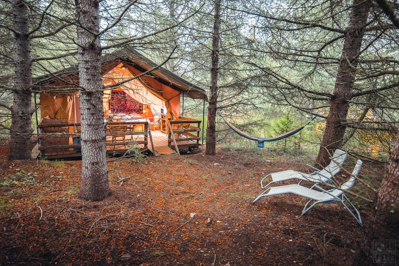 Domaine De La Vitarelle Glamping Villaniere المظهر الخارجي الصورة